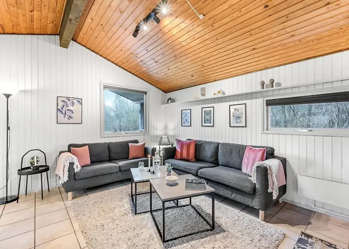 Barni - 11km From The Sea By Interhome